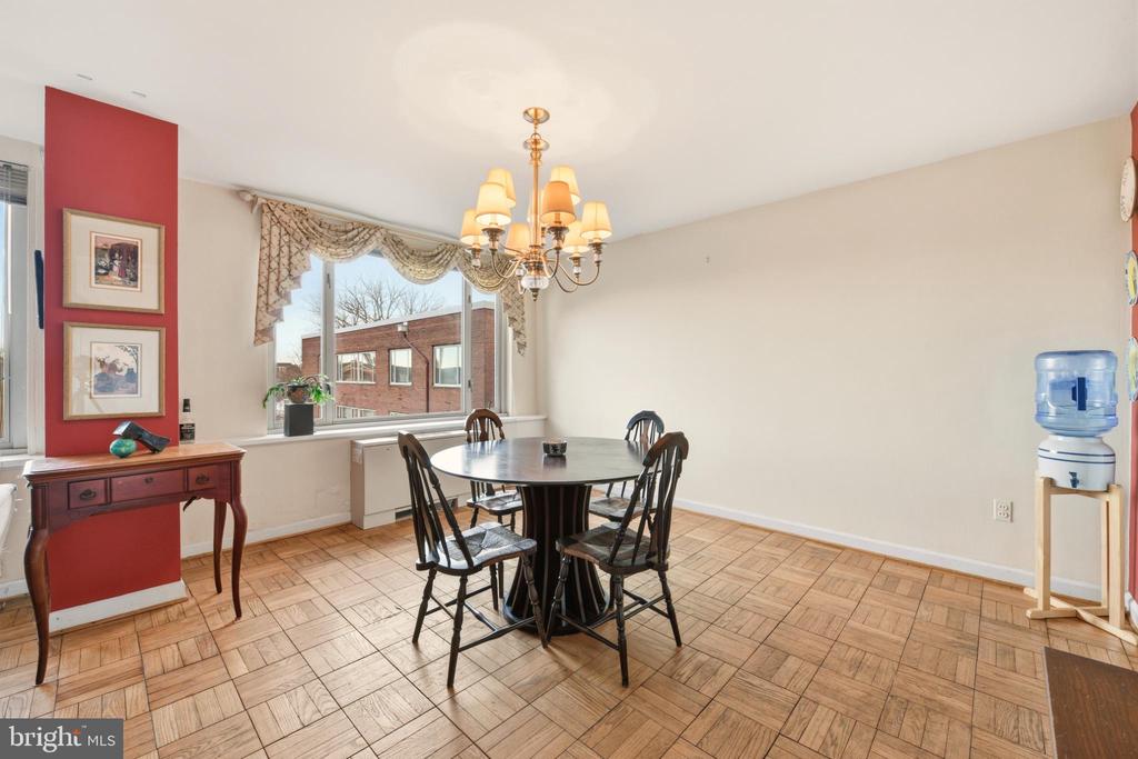 4301 MASSACHUSETTS AVENUE NW 8002