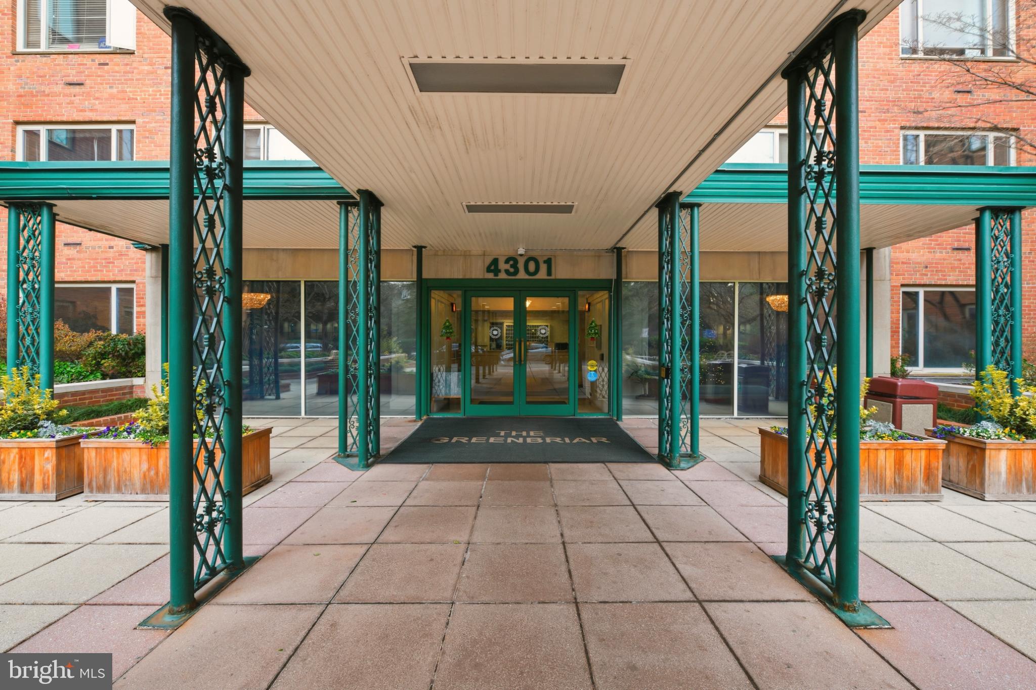 4301 MASSACHUSETTS AVENUE NW 8002