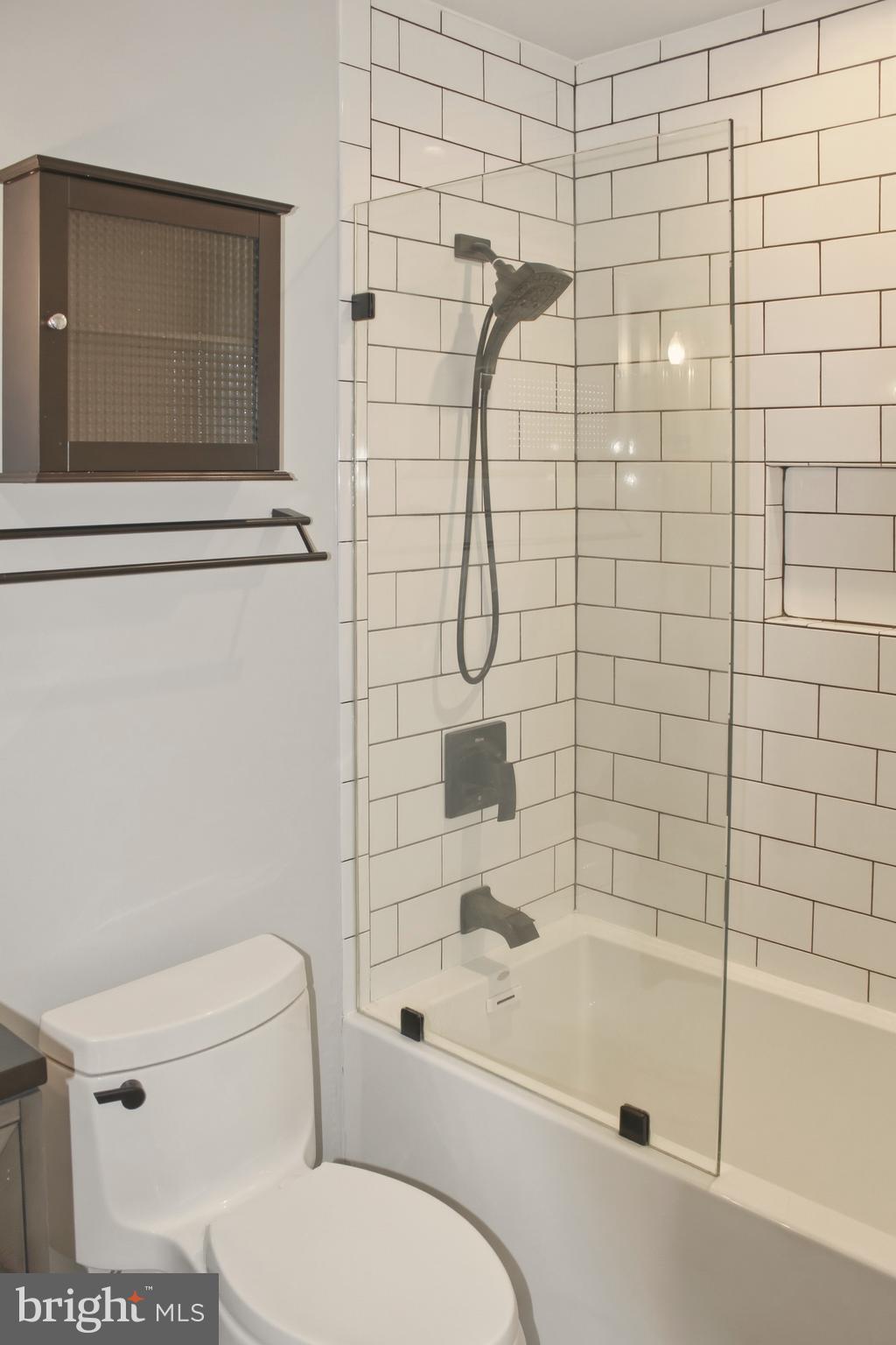 1643 NEW JERSEY AVENUE NW 2