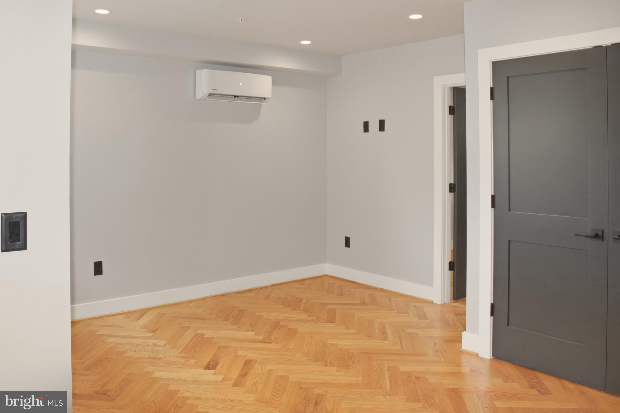 1643 NEW JERSEY AVENUE NW 2