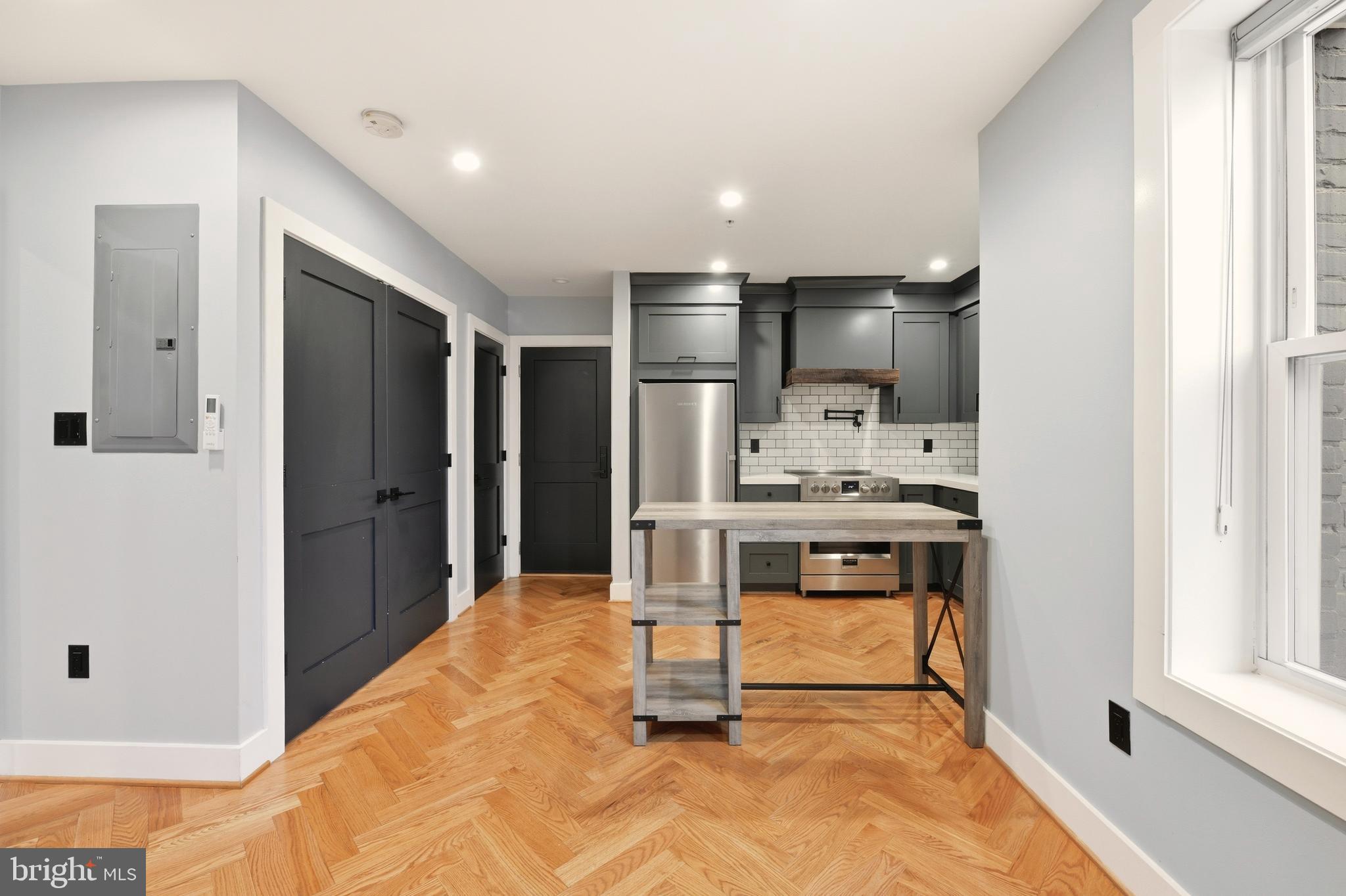 1643 NEW JERSEY AVENUE NW 2