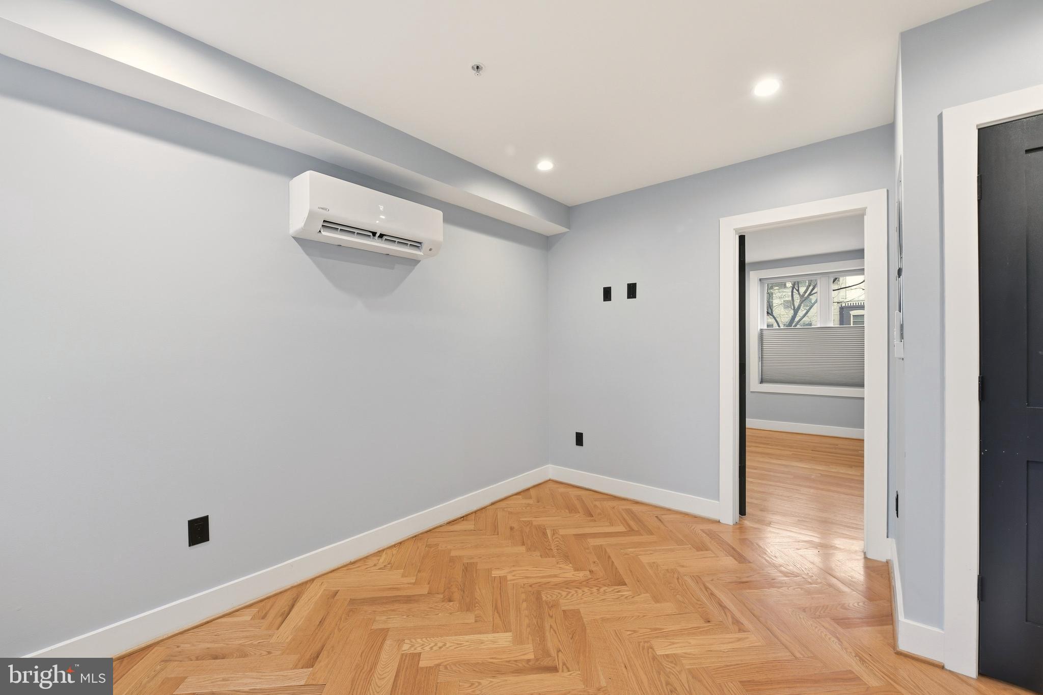 1643 NEW JERSEY AVENUE NW 2