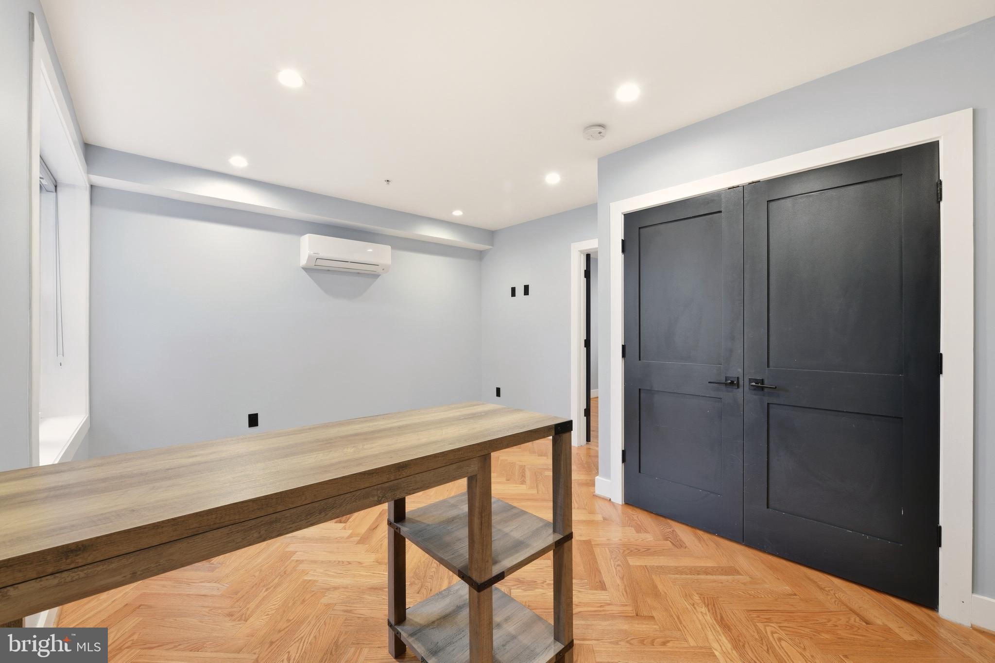 1643 NEW JERSEY AVENUE NW 2