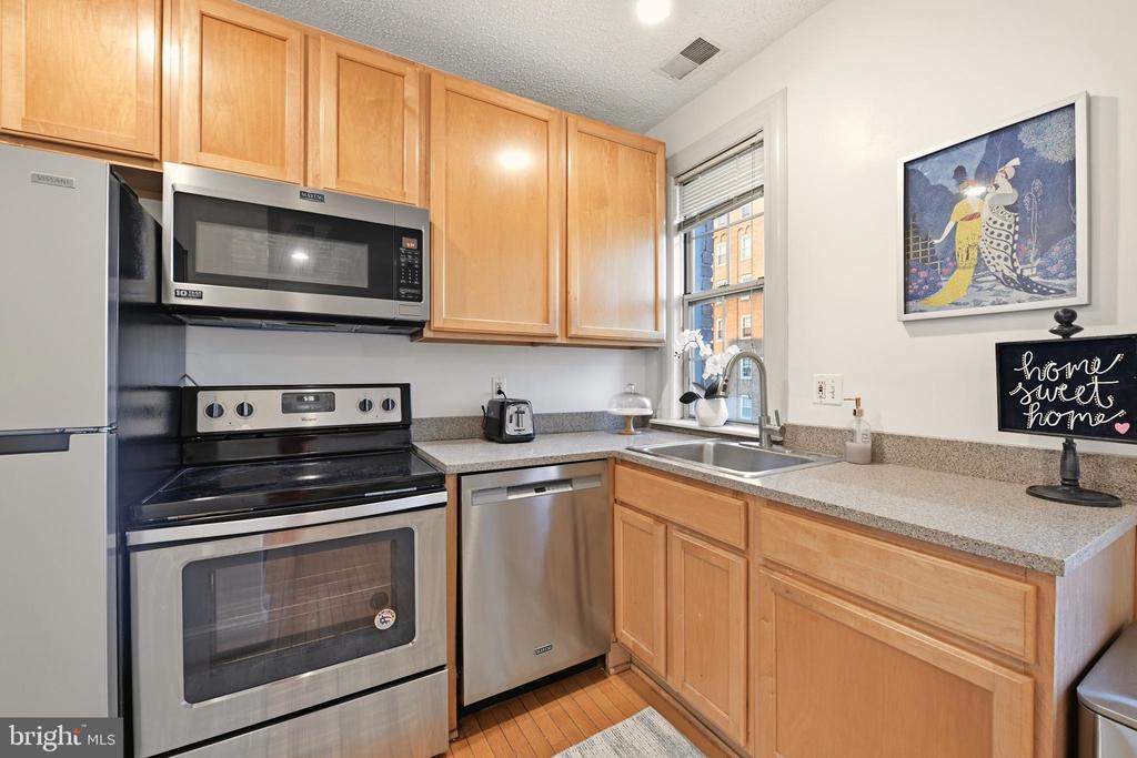 1401 COLUMBIA ROAD NW 414