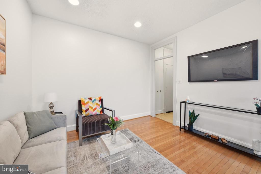 1401 COLUMBIA ROAD NW 414