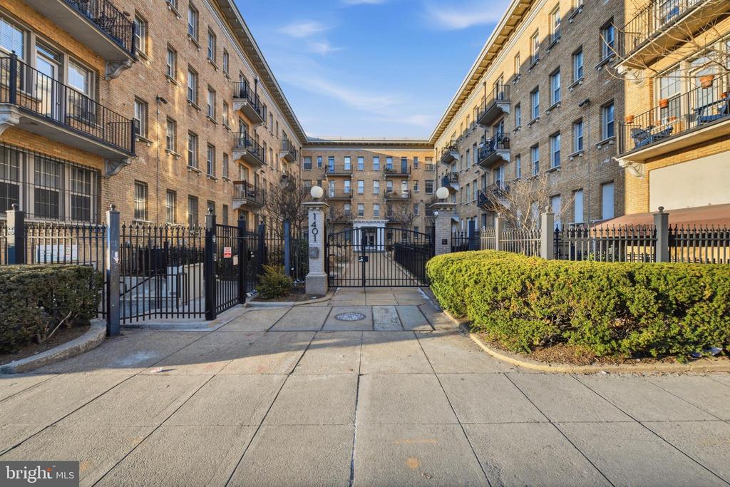 1401 COLUMBIA ROAD NW 414