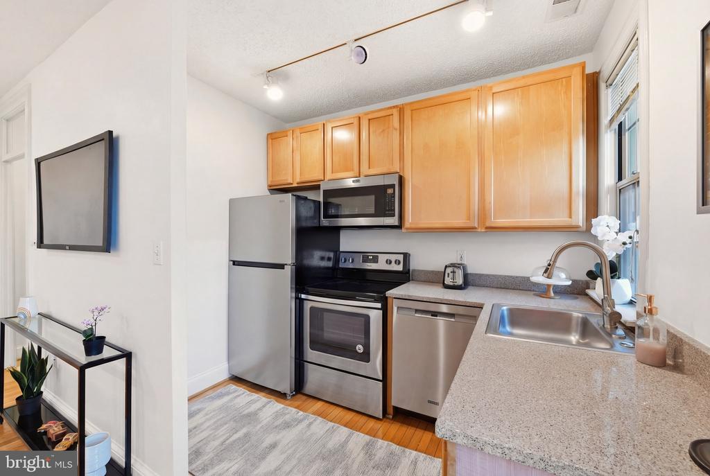 1401 COLUMBIA ROAD NW 414