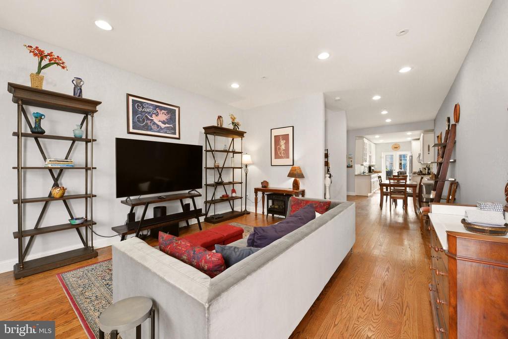 330 U STREET NW