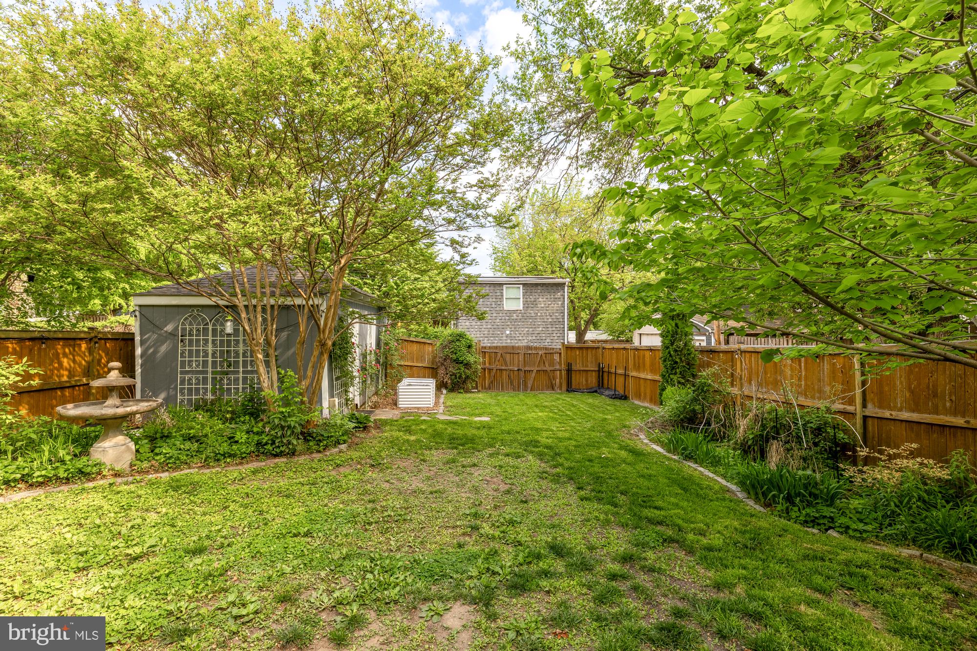 1620 HAMLIN STREET NE