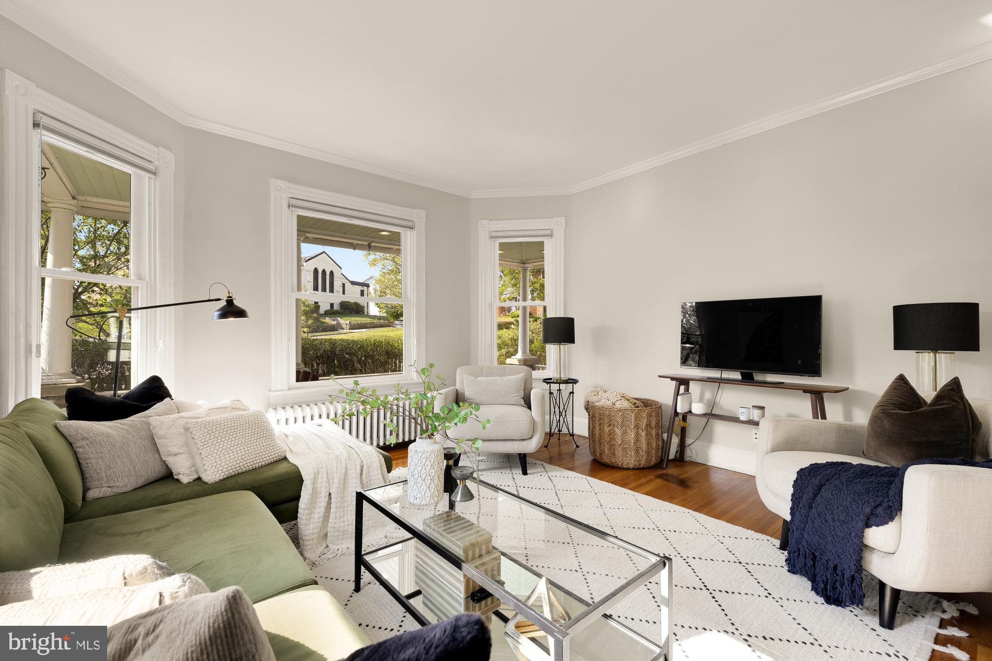 1620 HAMLIN STREET NE