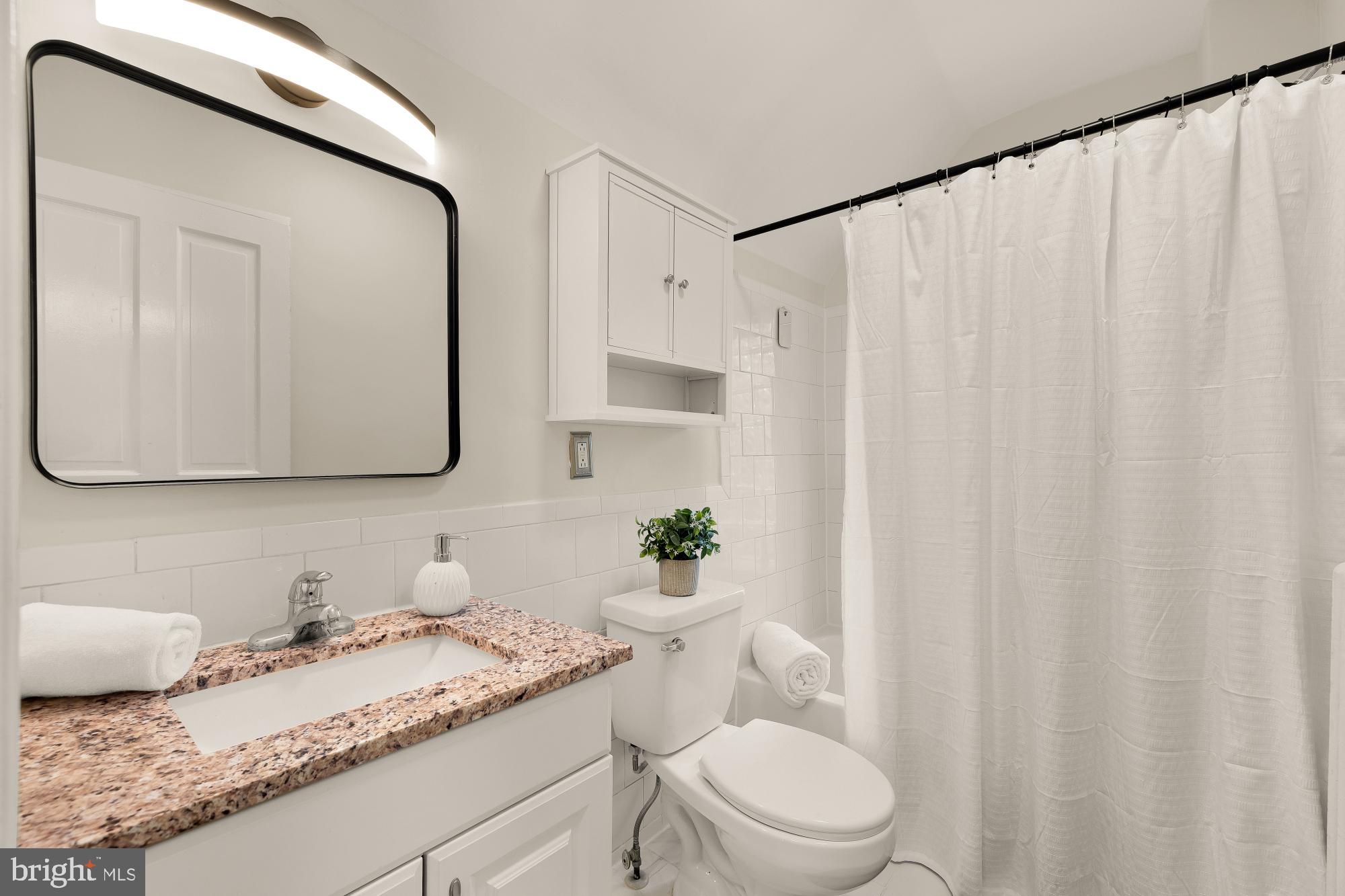 1620 HAMLIN STREET NE