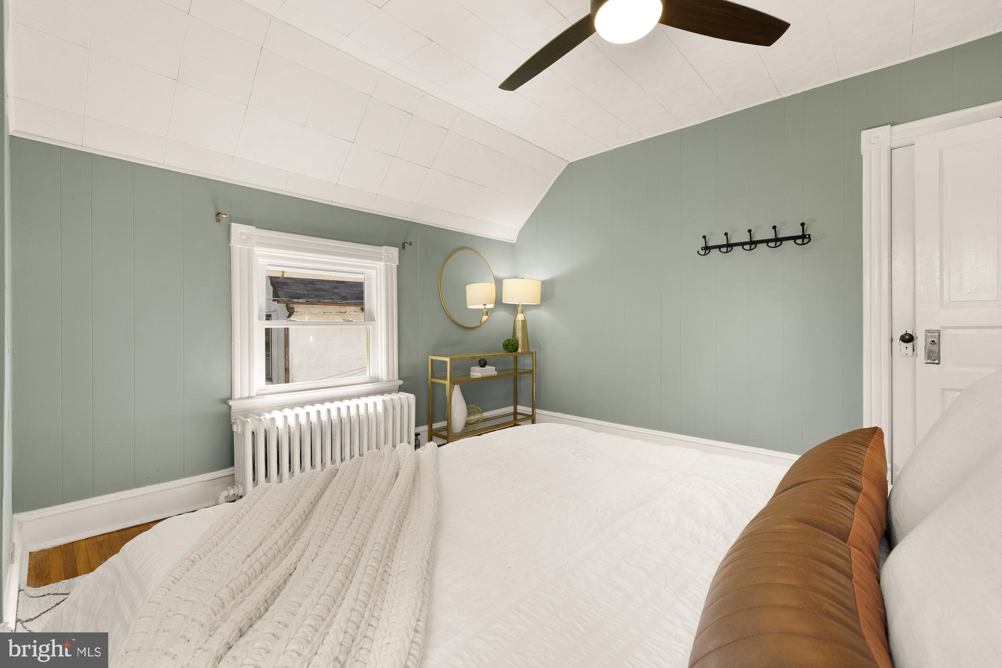 1620 HAMLIN STREET NE