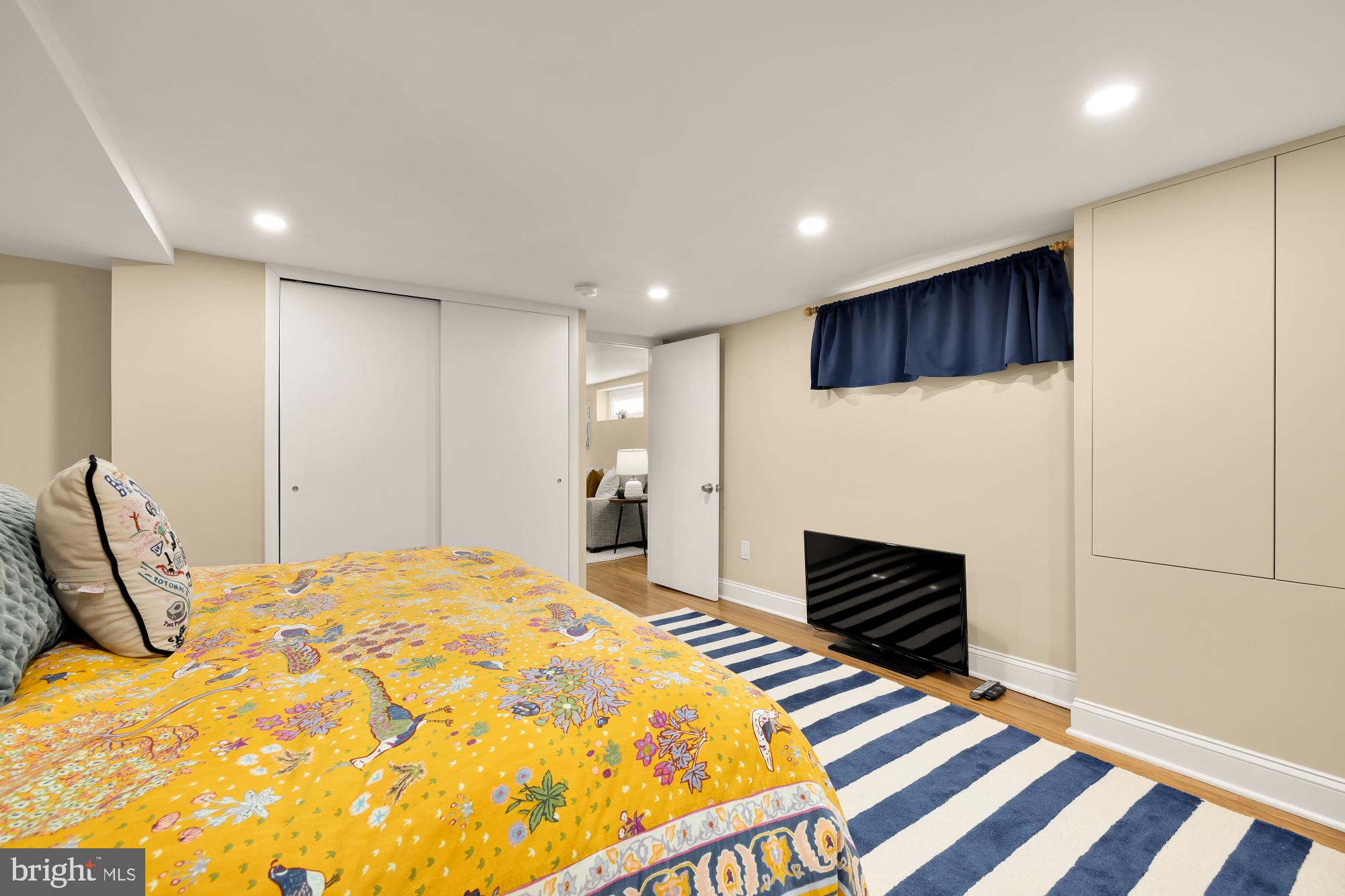 1620 HAMLIN STREET NE