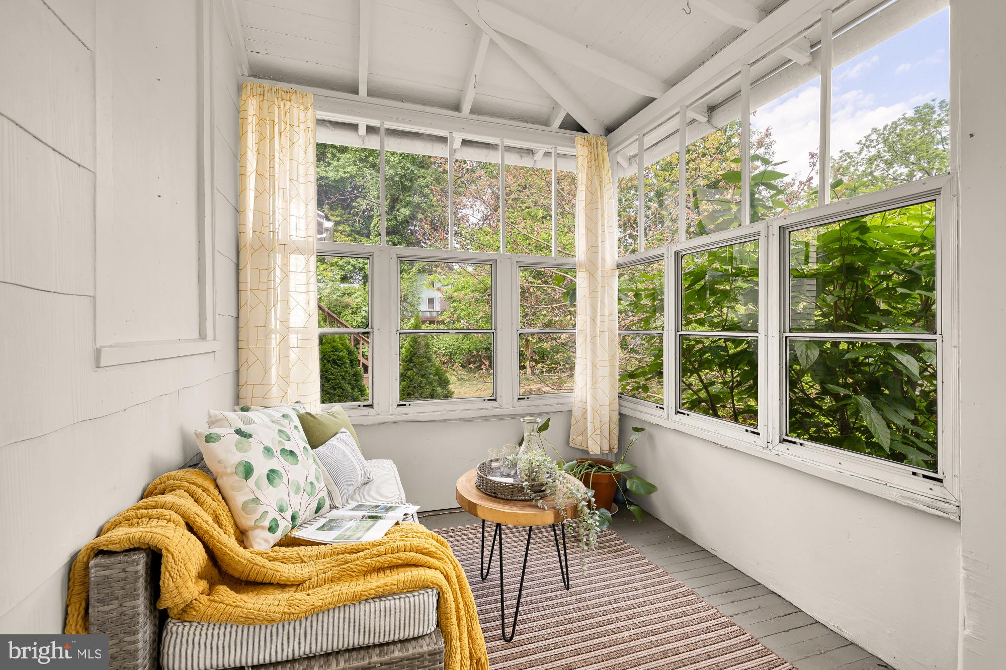 1620 HAMLIN STREET NE