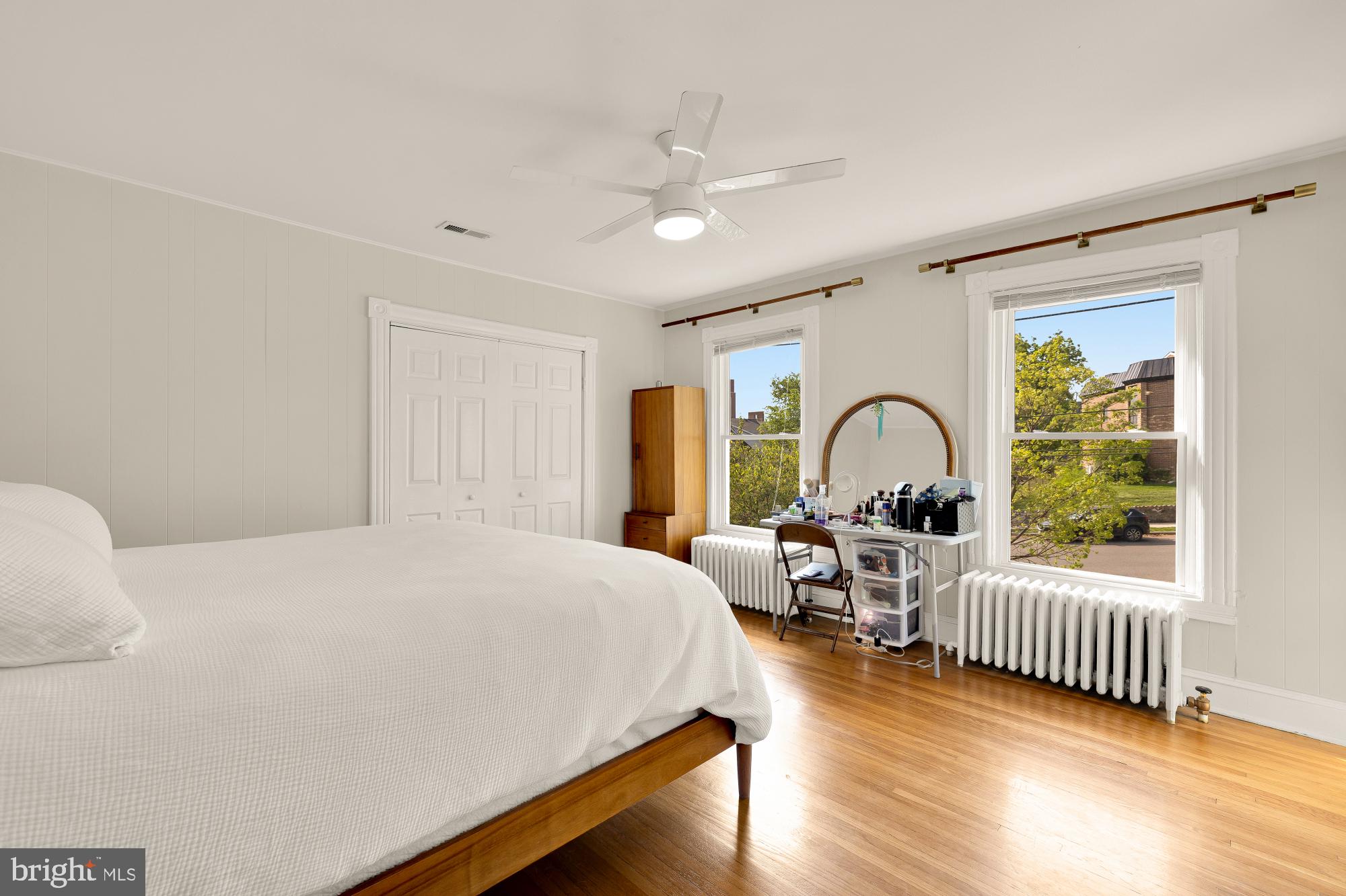 1620 HAMLIN STREET NE