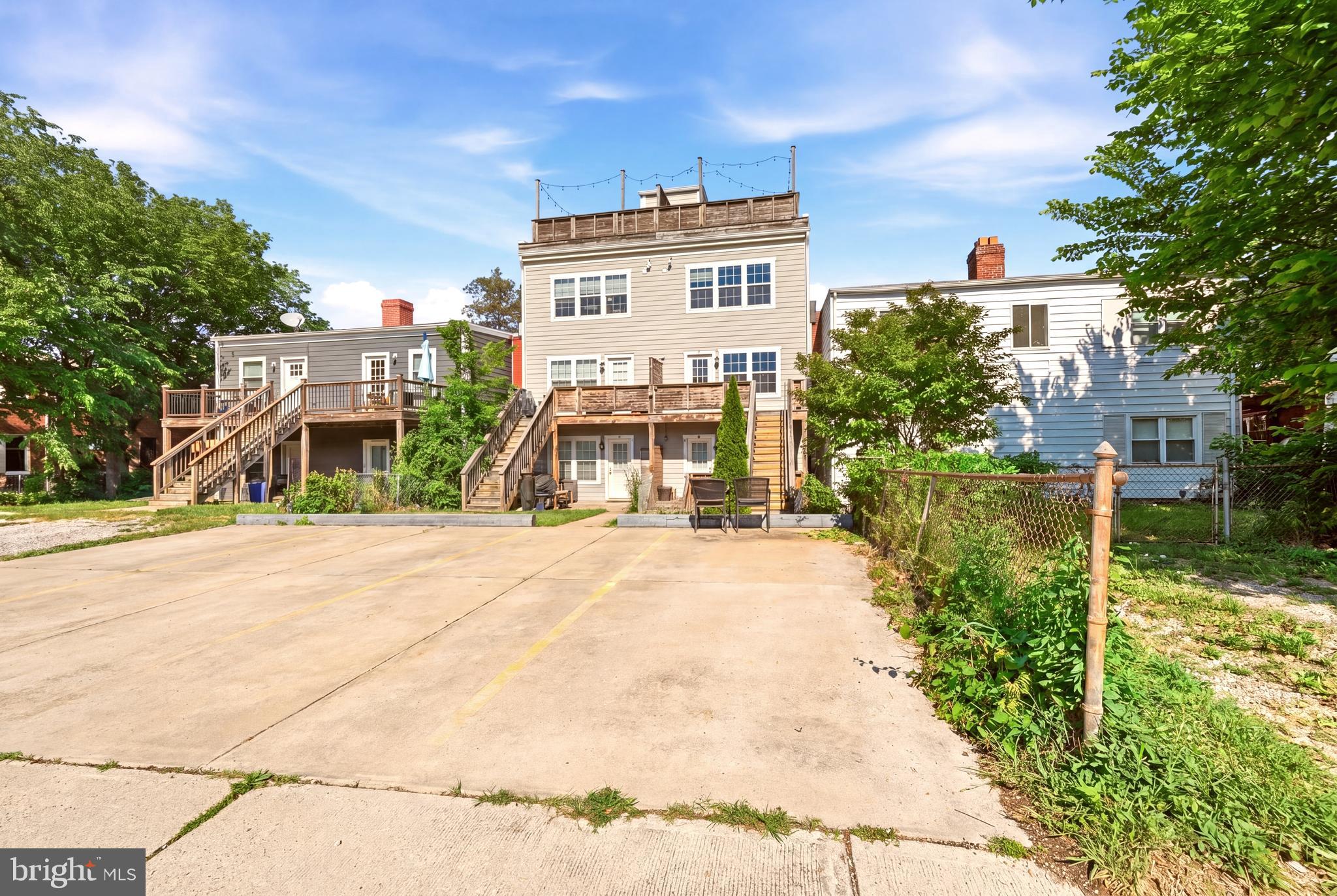 218 20TH STREET NE 3