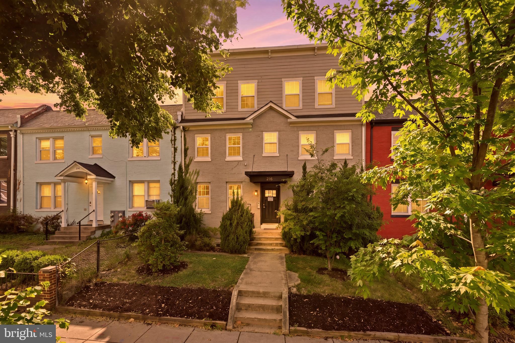 218 20TH STREET NE 3
