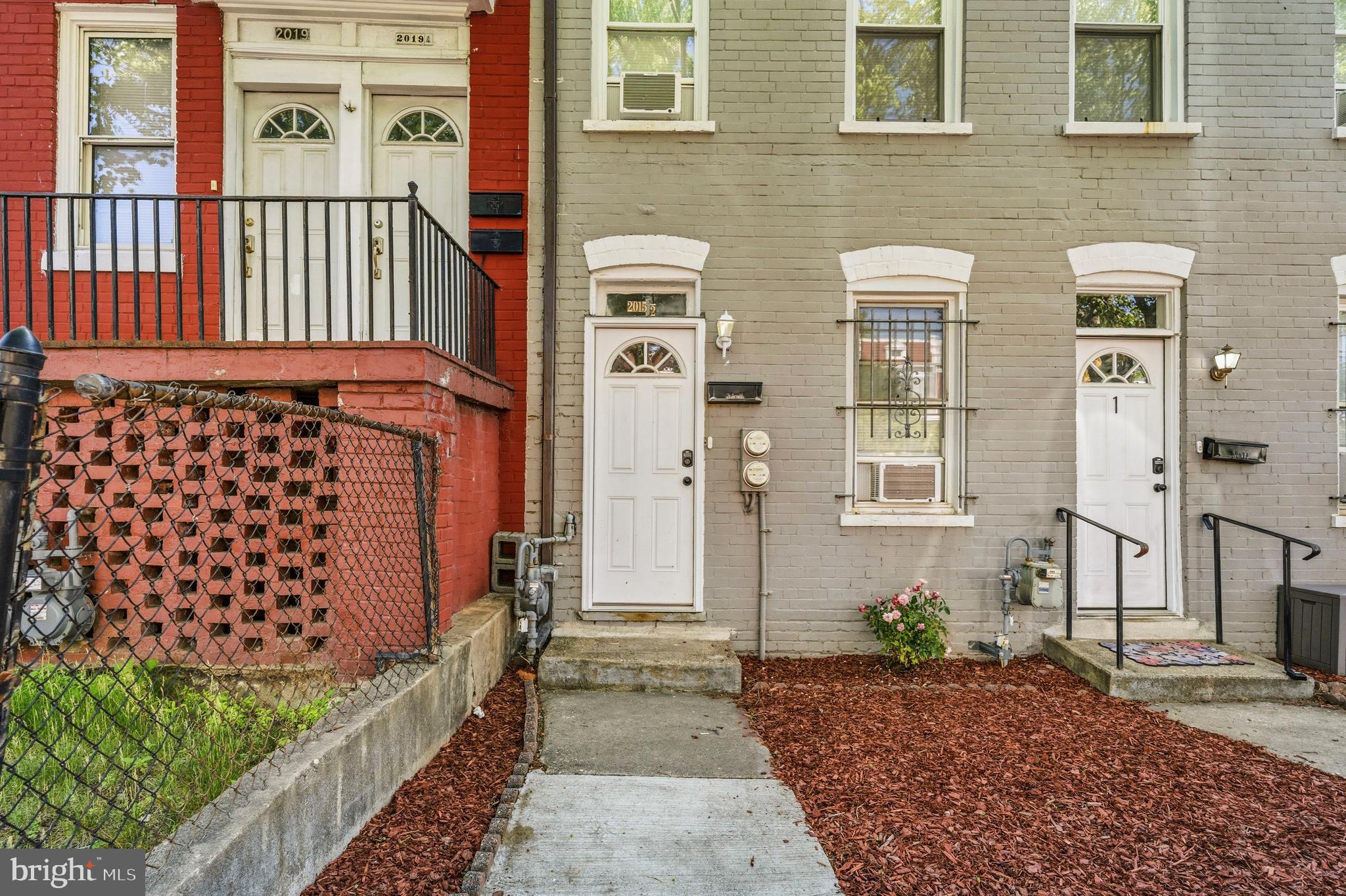 2015 4TH STREET NE