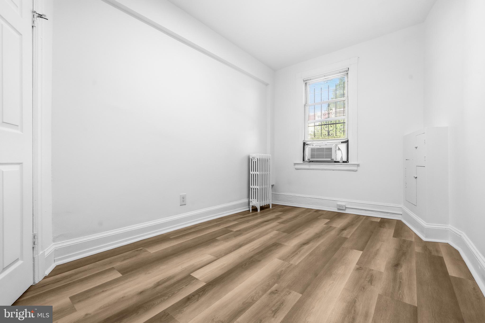 2015 4TH STREET NE