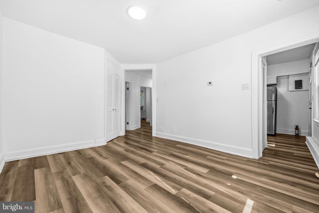 2015 4TH STREET NE