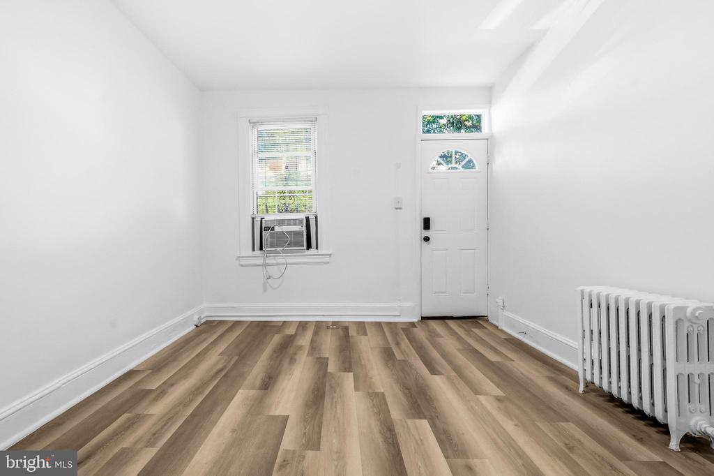 2015 4TH STREET NE