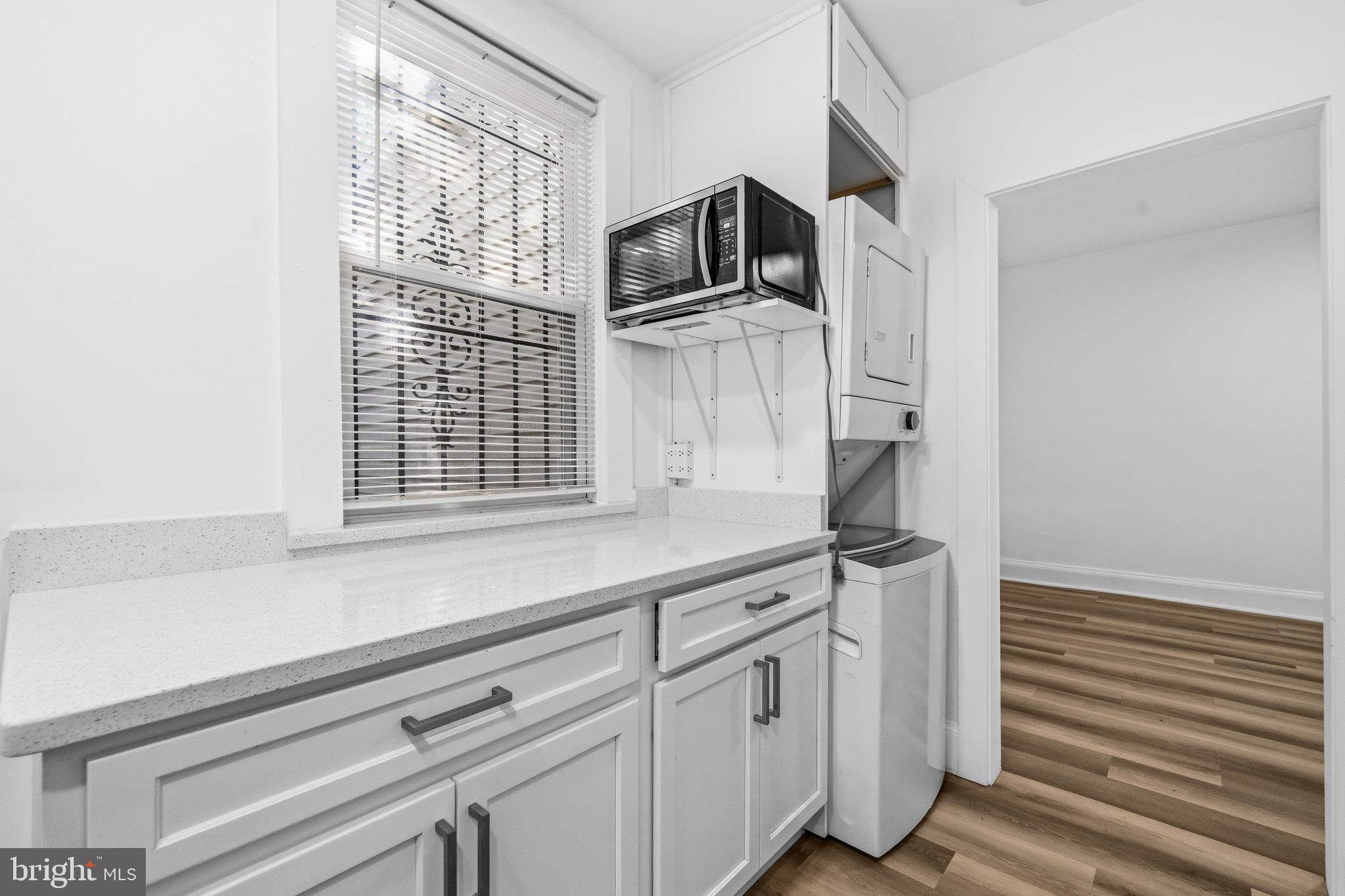 2015 4TH STREET NE