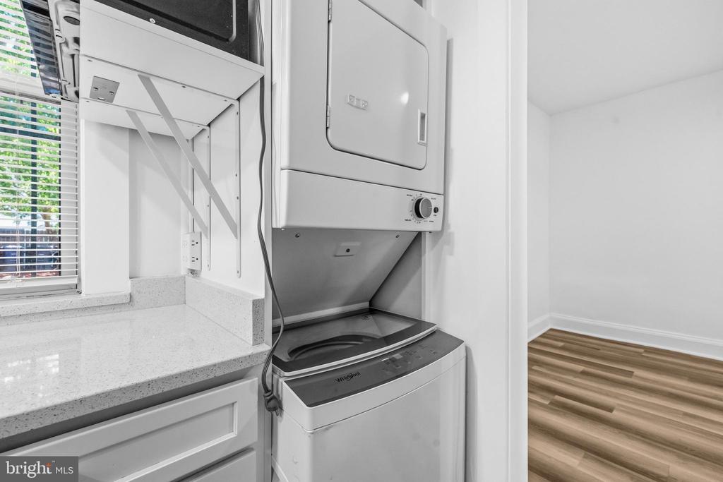 2015 4TH STREET NE