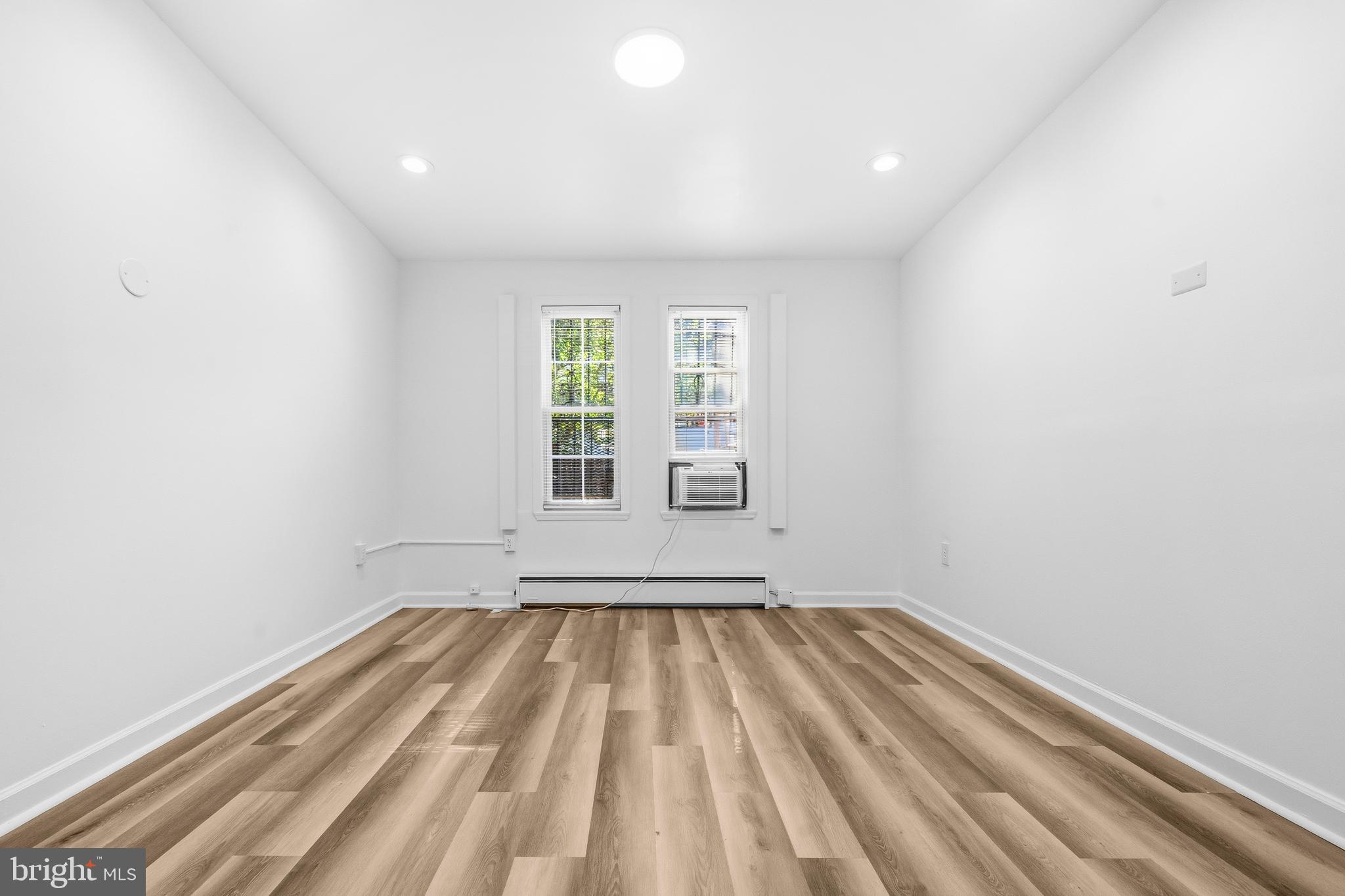 2015 4TH STREET NE