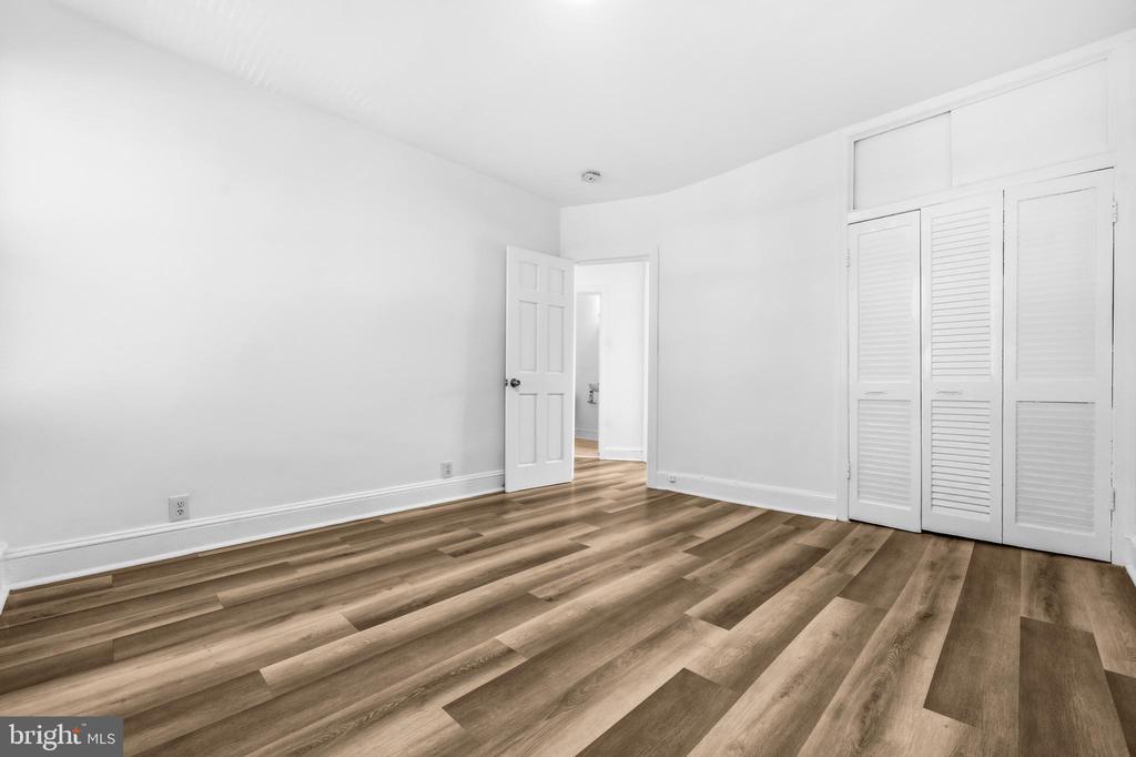 2015 4TH STREET NE