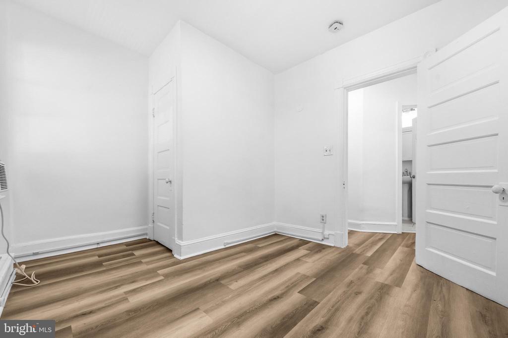 2015 4TH STREET NE