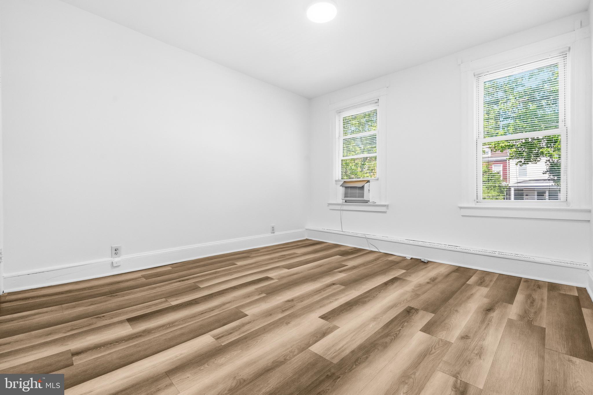 2015 4TH STREET NE