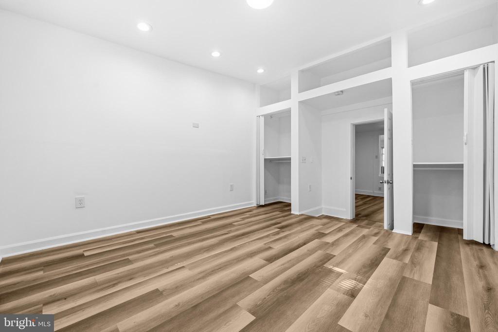 2015 4TH STREET NE