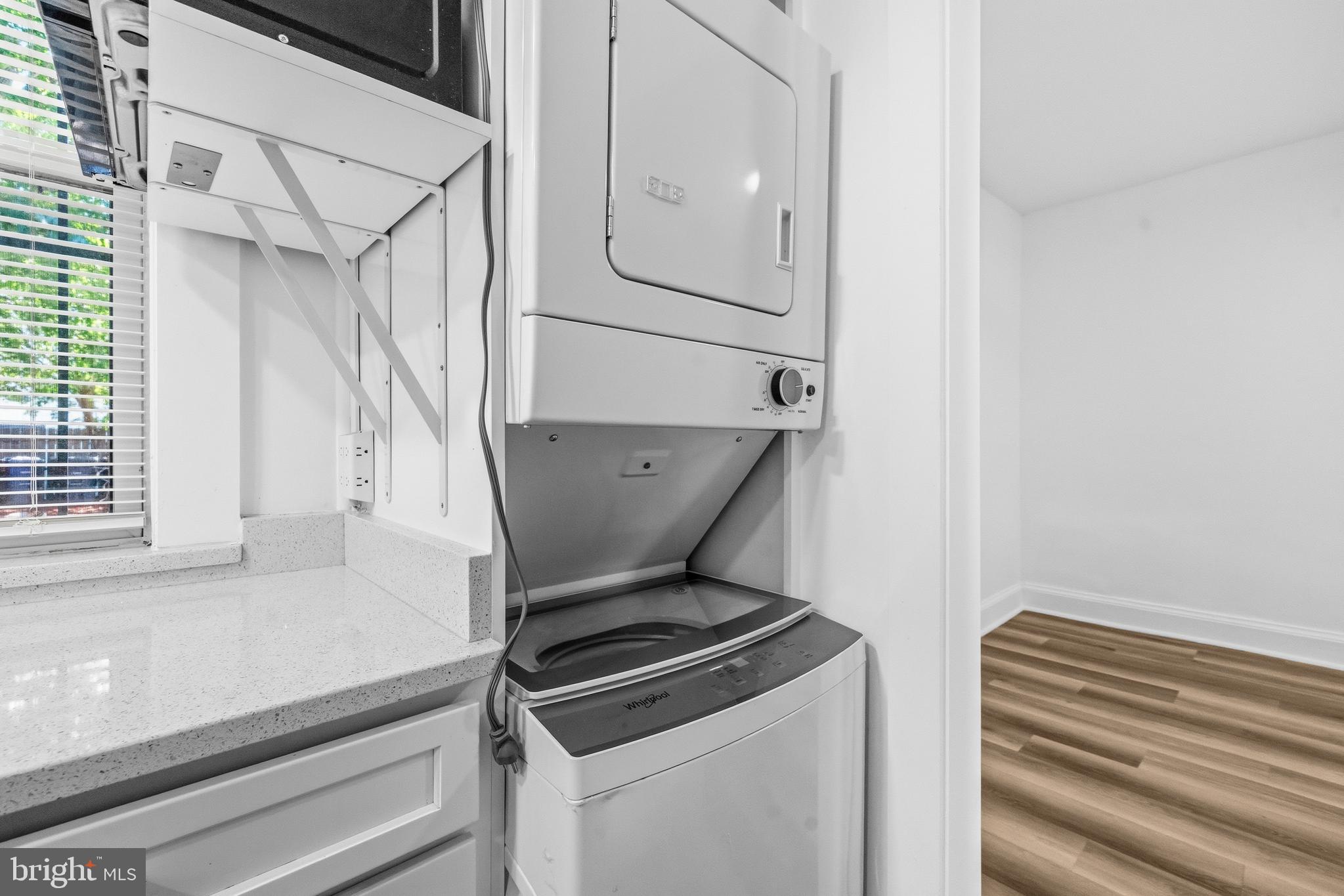 2015 4TH STREET NE