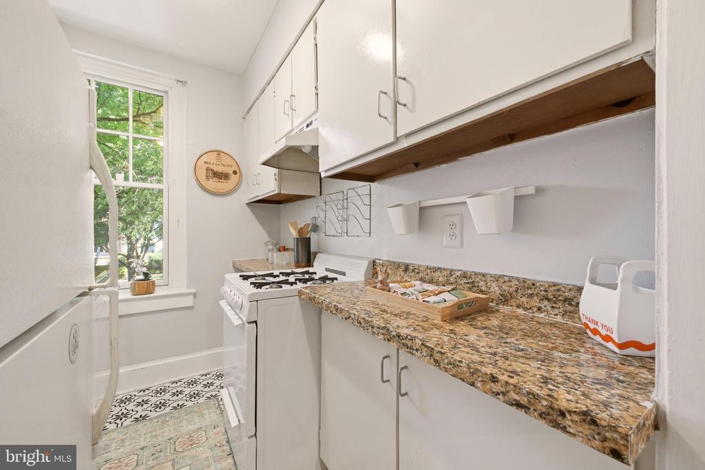 2410 20TH STREET NW 106