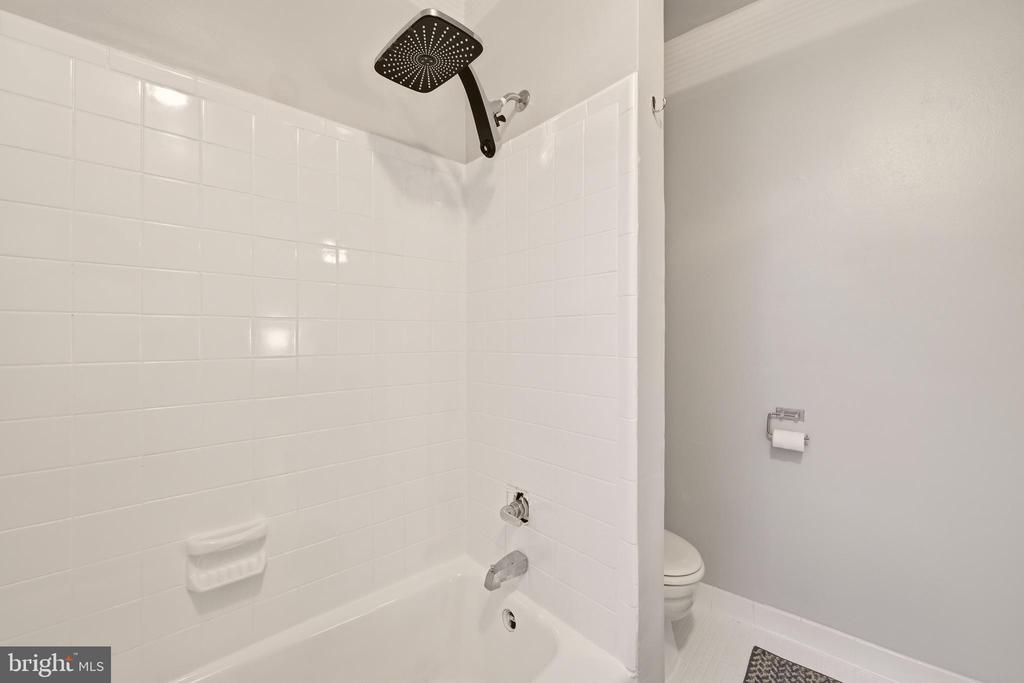 2410 20TH STREET NW 106