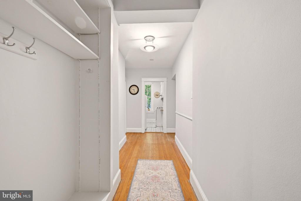 2410 20TH STREET NW 106