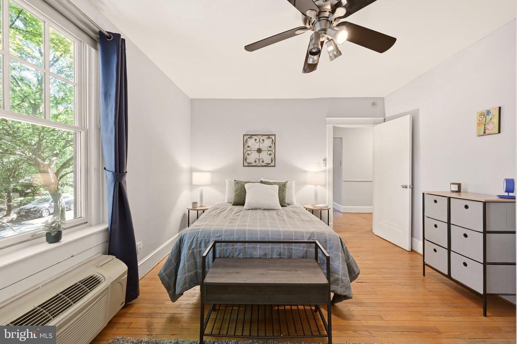 2410 20TH STREET NW 106