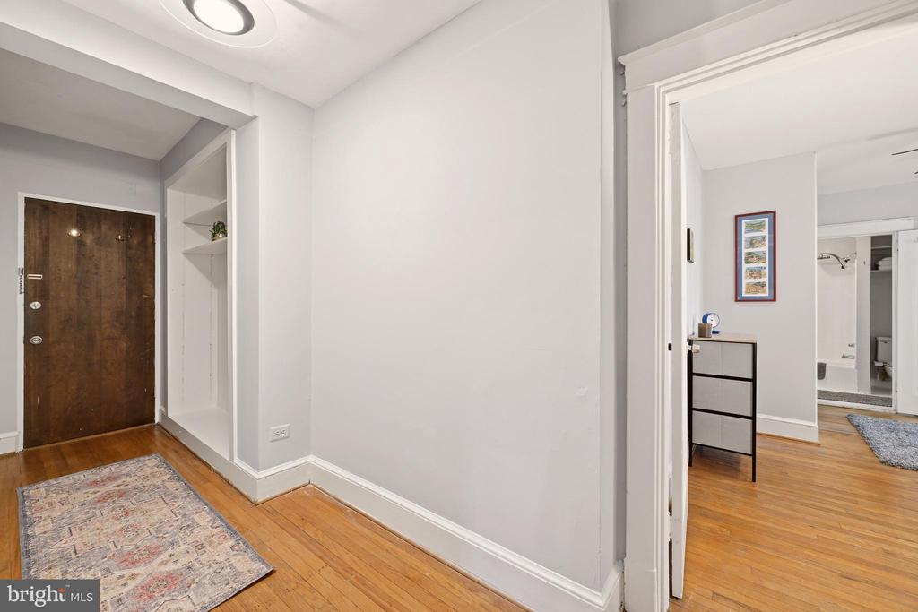 2410 20TH STREET NW 106