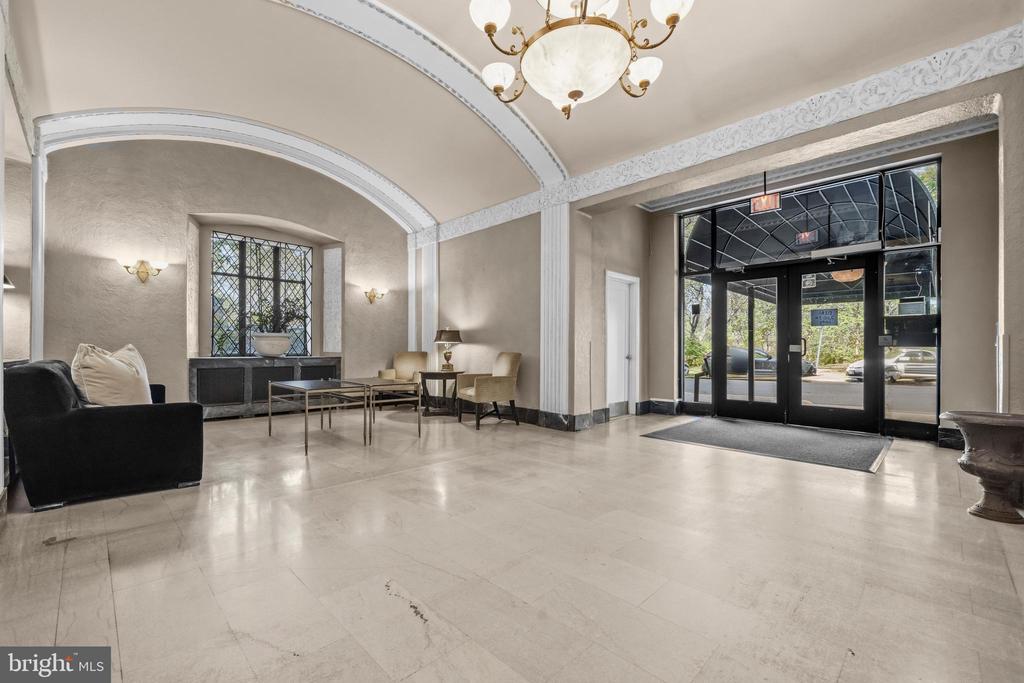 2032 BELMONT ROAD NW Unit: 104