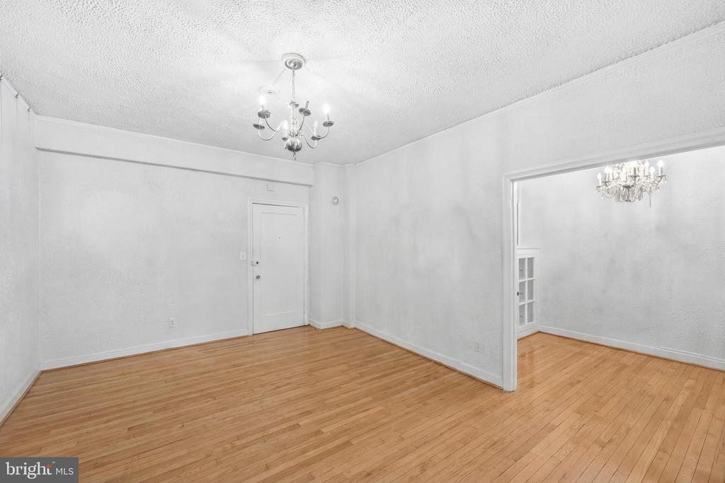 2032 BELMONT ROAD NW Unit: 104