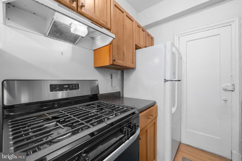 2032 BELMONT ROAD NW Unit: 104