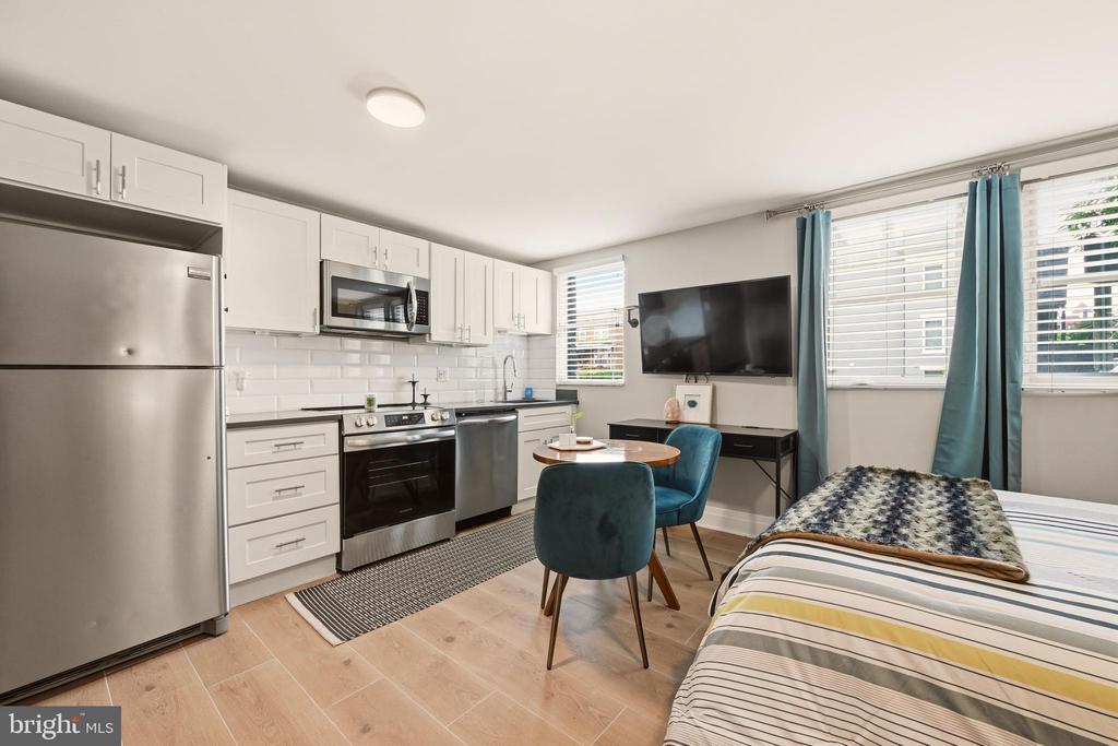 3101 SHERMAN AVENUE NW Unit: 102