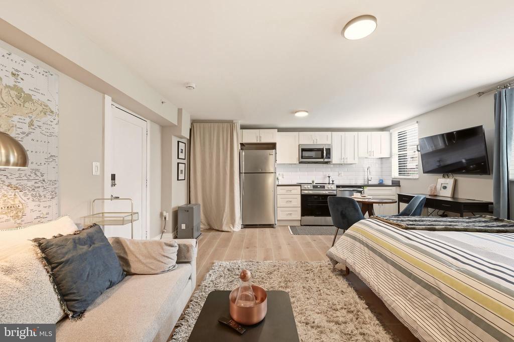 3101 SHERMAN AVENUE NW Unit: 102
