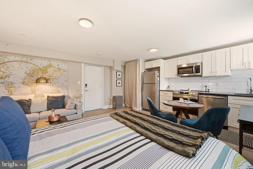 3101 SHERMAN AVENUE NW Unit: 102
