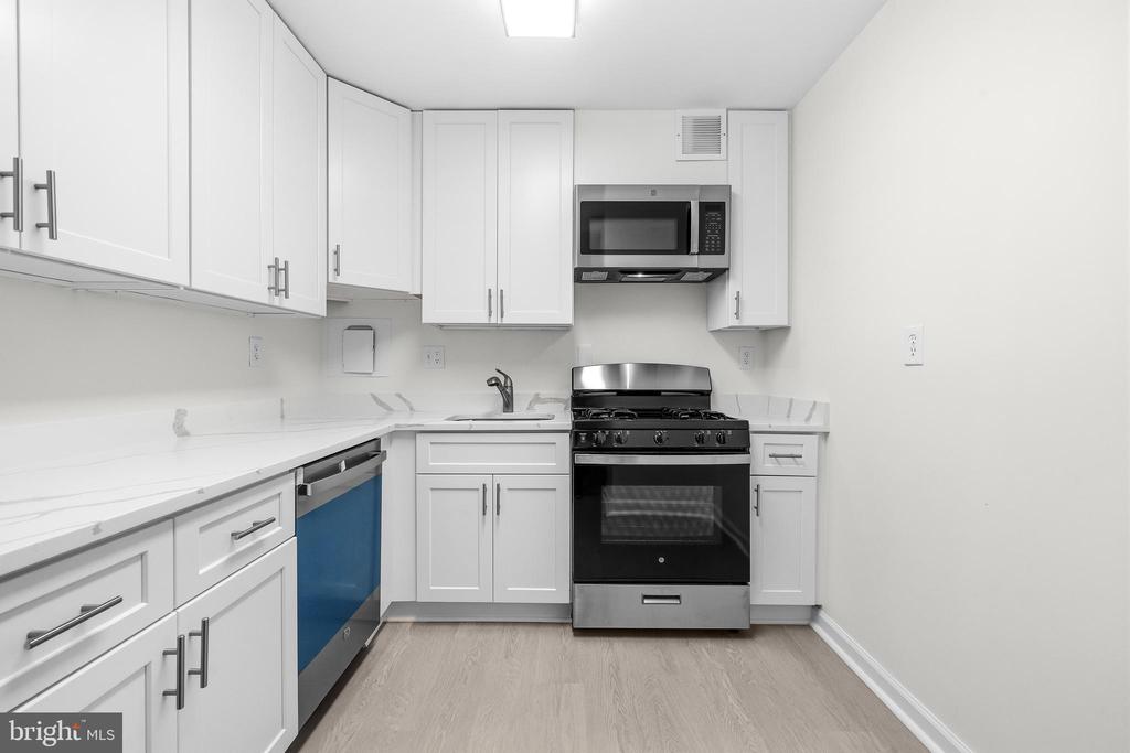 700 7TH STREET SW Unit: 126