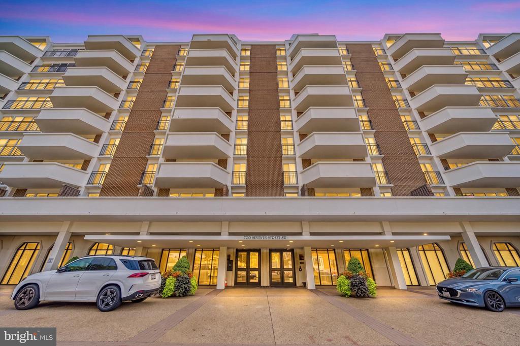 700 7TH STREET SW Unit: 126
