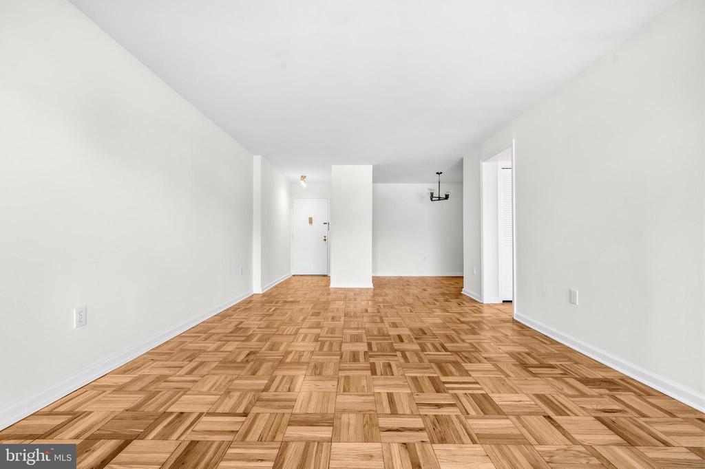 700 7TH STREET SW Unit: 126