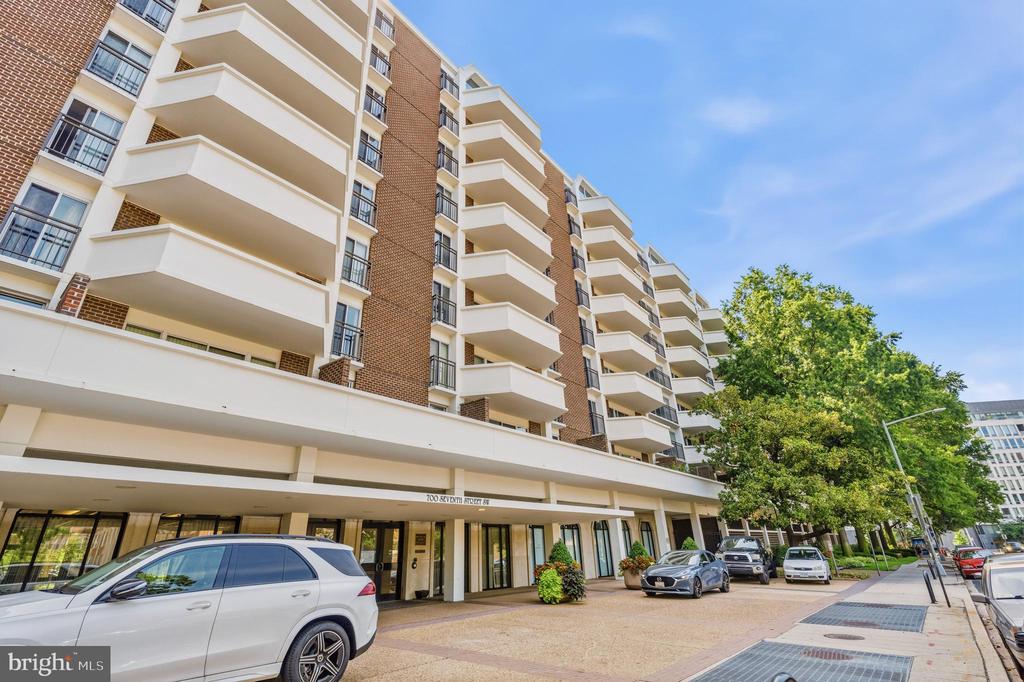 700 7TH STREET SW Unit: 126