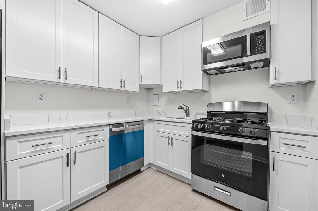 700 7TH STREET SW Unit: 126