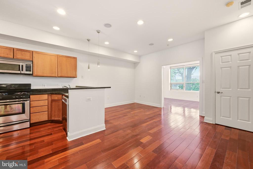 1610 11TH STREET NW Unit: 2B